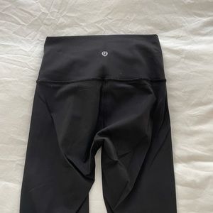 lululemon Wunder Under High-Rise Tight 28" Full-On Luxtreme in Black size 2